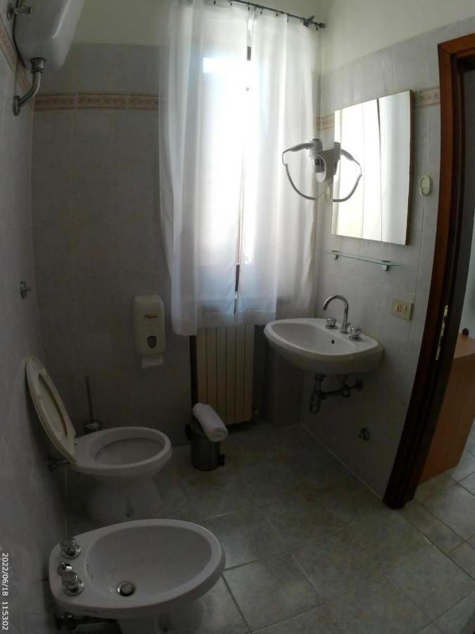 Terrae Eremis: Ristorante, Bar, B&B Roccamorice Luaran gambar