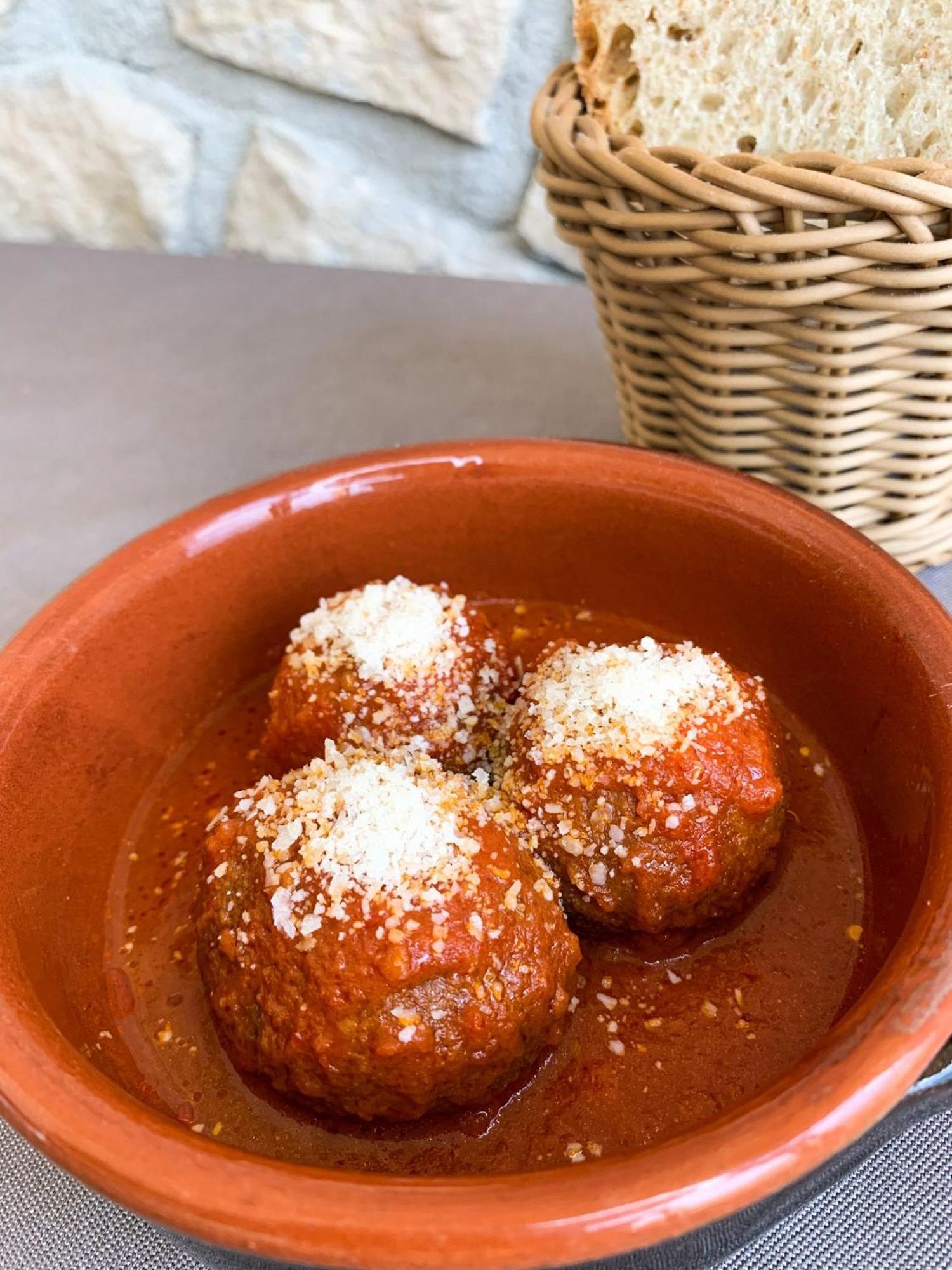 Terrae Eremis: Ristorante, Bar, B&B Roccamorice Luaran gambar