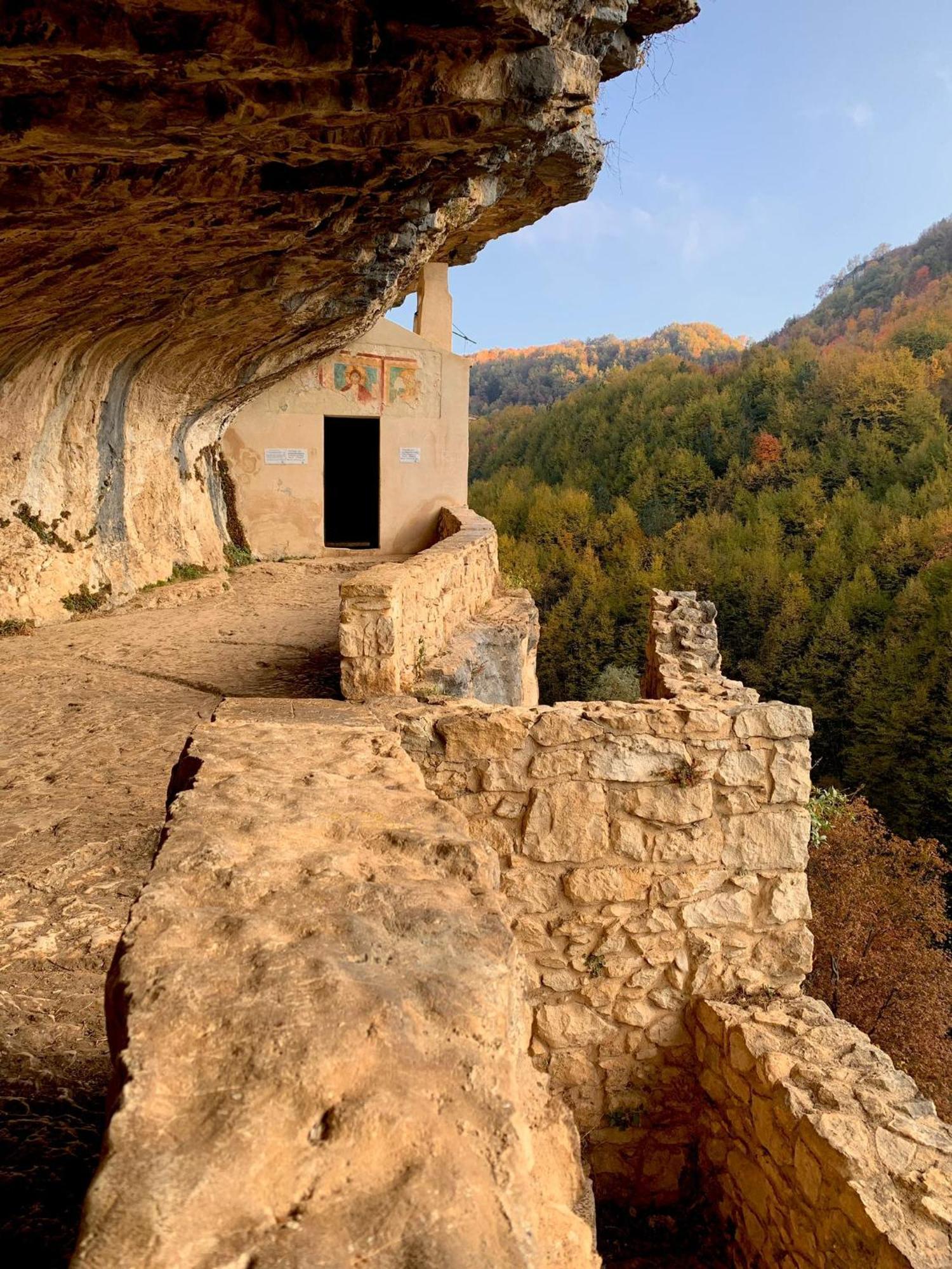 Terrae Eremis: Ristorante, Bar, B&B Roccamorice Luaran gambar